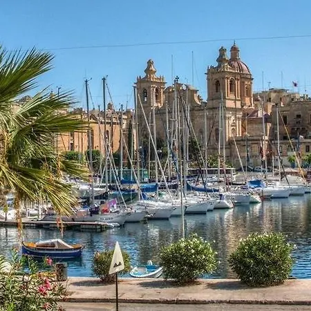 Appartement Central, Fully Equipped 2br In *
